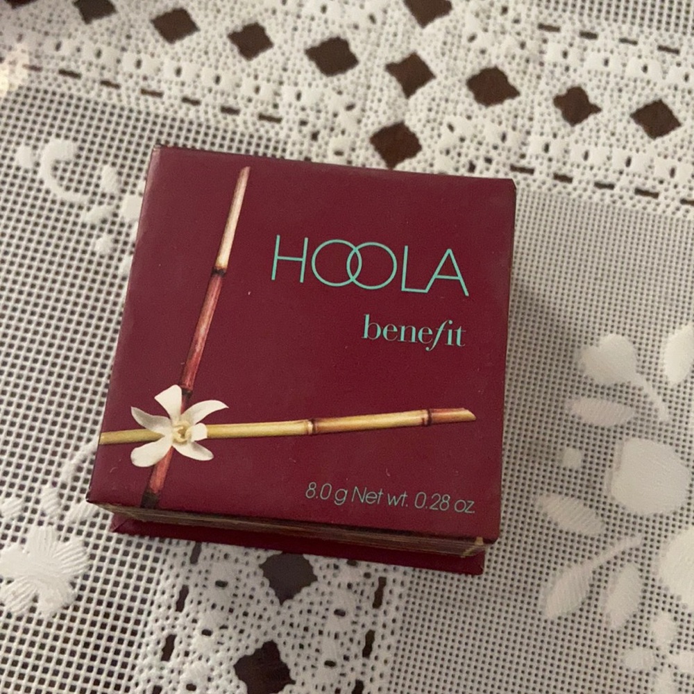 HOOLA Benefit Bronzer